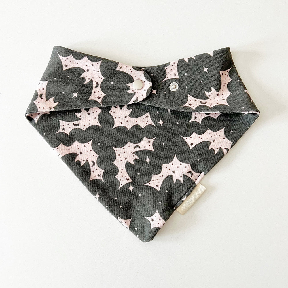 Starry Bat Organic Bandana Bib - BohemianBabies