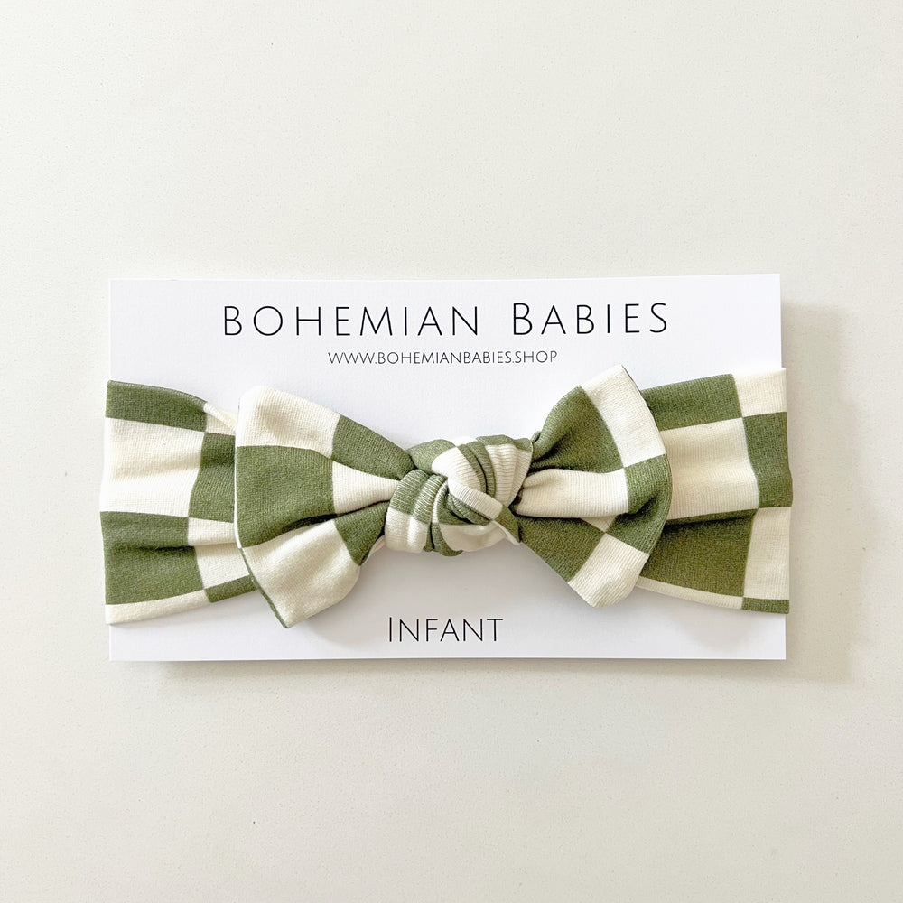 
            
                Load image into Gallery viewer, Olive Checker Organic Bow Headband - BohemianBabies
            
        