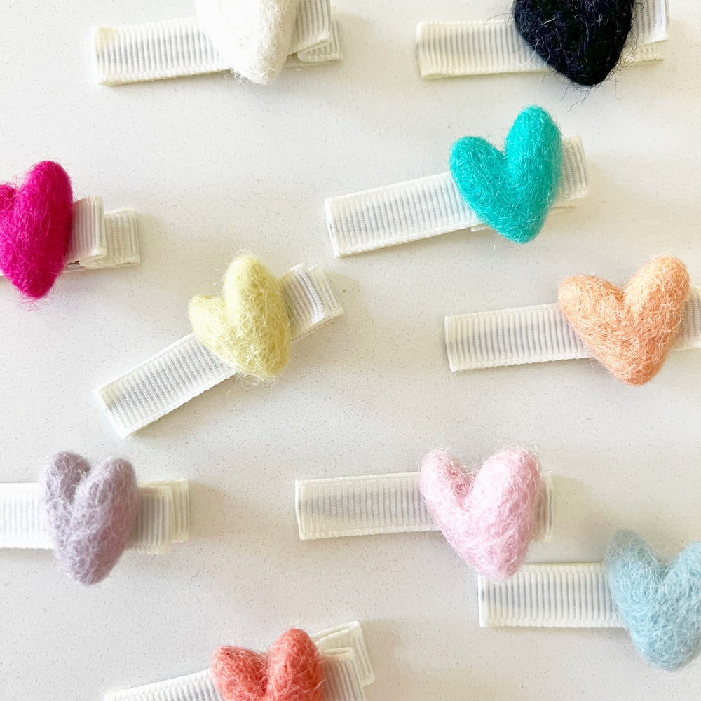 
            
                Load image into Gallery viewer, Felt Heart Clips - BohemianBabies
            
        