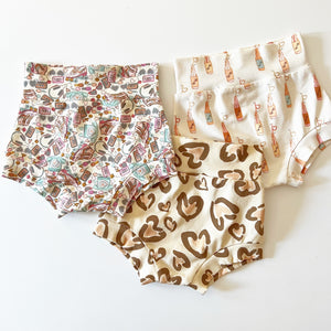 Retro Love Organic Shorties - BohemianBabies