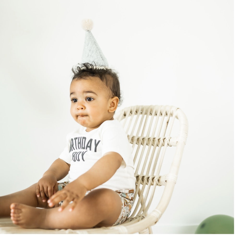 
            
                Load image into Gallery viewer, Grey Felt Party Hat - BohemianBabies
            
        
